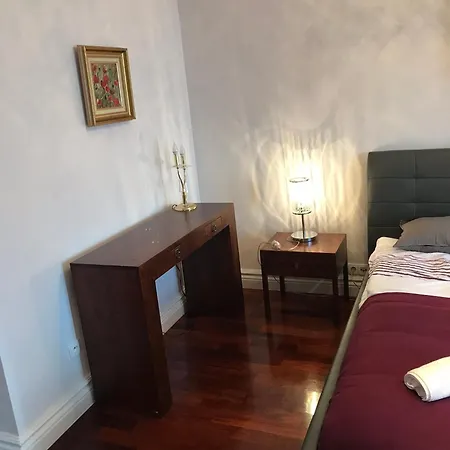 Apartment Royal Main Square A/c Parking *